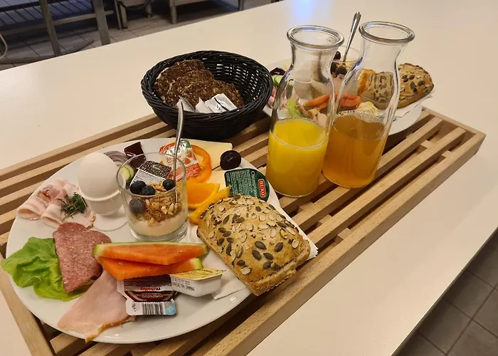 Og Hytteby מלון 3*